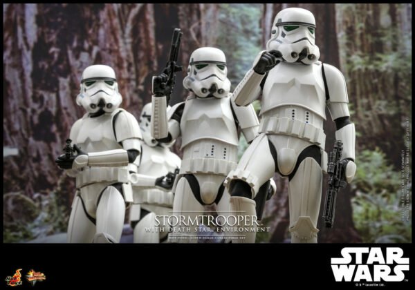 HOT TOYS 1/6 MMS736 STORMTROOPER WITH DEATHSTAR ENVIRONMENT - Image 7