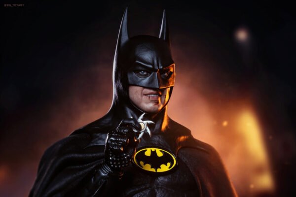 HOT TOYS 1/6 MMS692 BATMAN 1989 REGULAR - Image 5