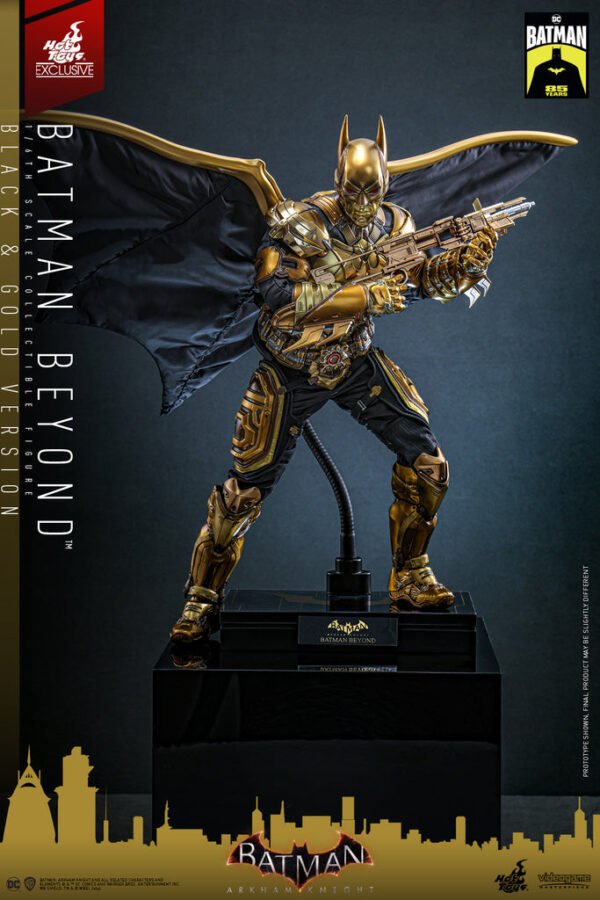 HOT TOYS 1/6 VGM64 BATMAN BEYOND BLACK & GOLD - Image 3