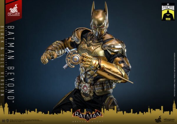 HOT TOYS 1/6 VGM64 BATMAN BEYOND BLACK & GOLD - Image 6
