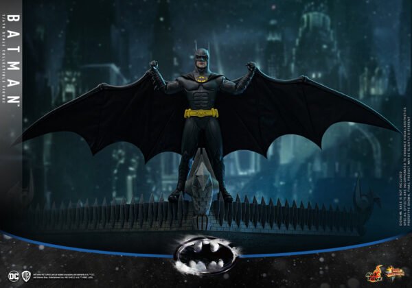 Pre Order HOT TOYS 1/6 MMS769 BATMAN REGULAR - Image 5