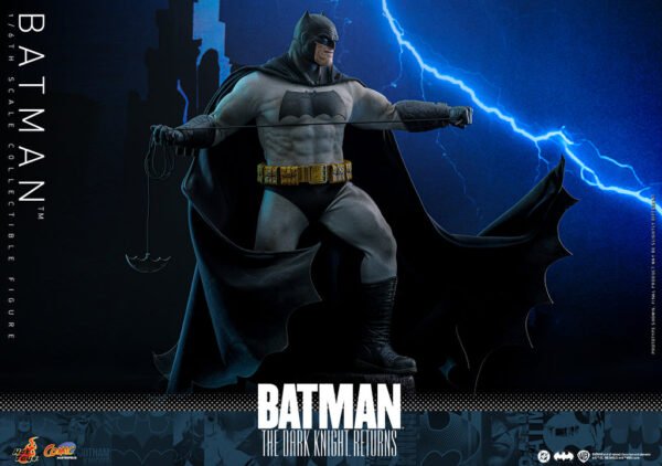 Pre Order HOT TOYS 1/6 BATMAN THE DARK KNIGHT RETURNS - Image 7