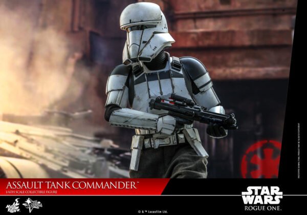 HOT TOYS 1/6 MMS587 ASSAULT TANK COMMANDER - Image 3