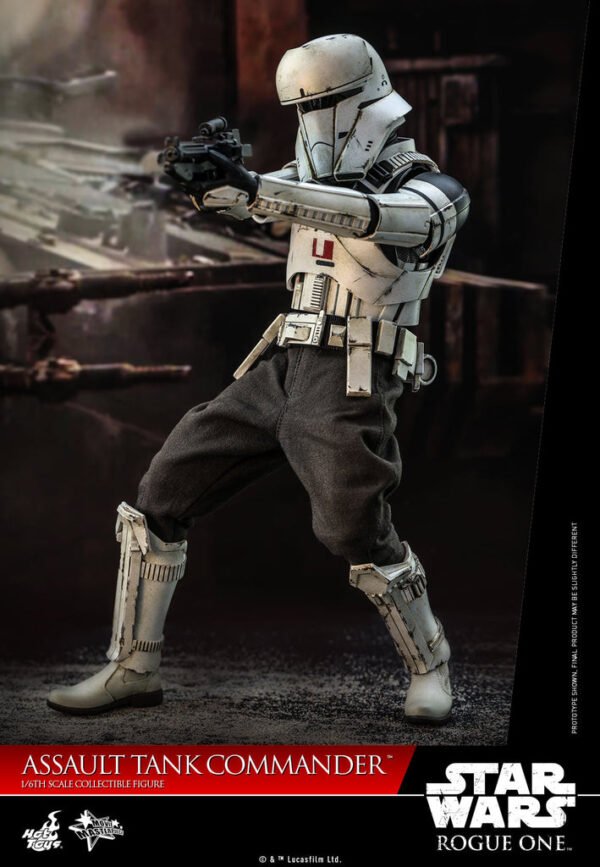 HOT TOYS 1/6 MMS587 ASSAULT TANK COMMANDER - Image 2