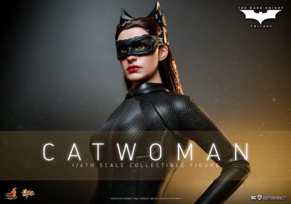HOT TOYS 1/6 MMS627 CATWOMAN - Image 2