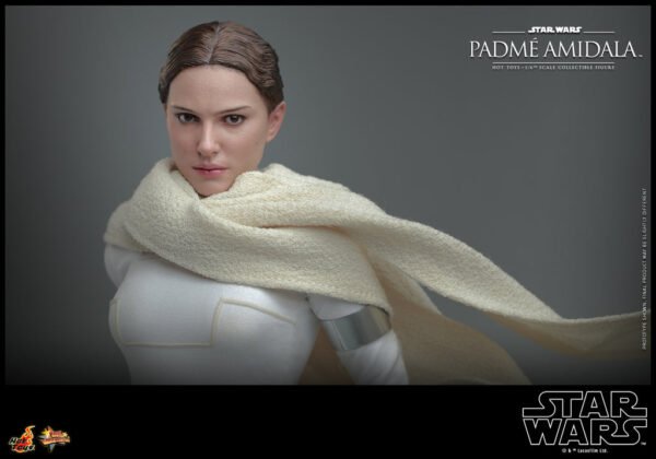 HOT TOYS  1/6 MMS678 PADME AMIDALA - Image 2