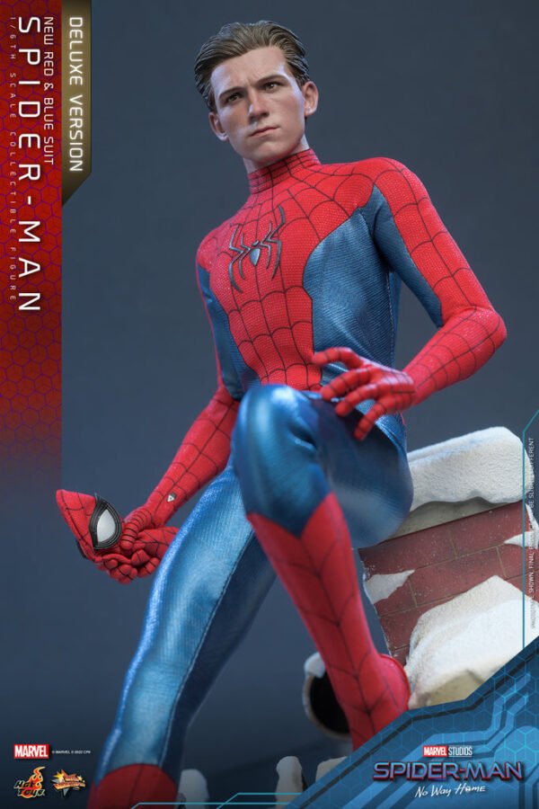 HOT TOYS 1/6 MMS680 SPIDER-MAN (NEW RED AND BLUE SUIT) DELUXE - Image 5