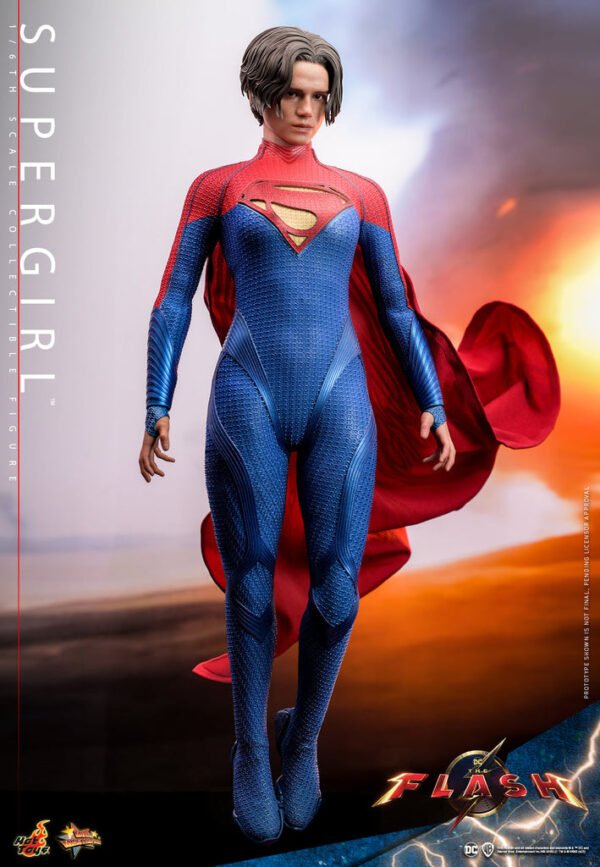 HOT TOYS 1/6 MMS715 SUPERGIRL - Image 5